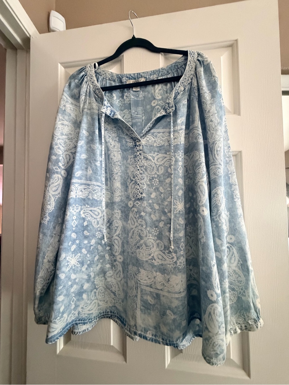 Light Blue Paisley Lace-Up Peasant Tunic - Picture 2 of 7